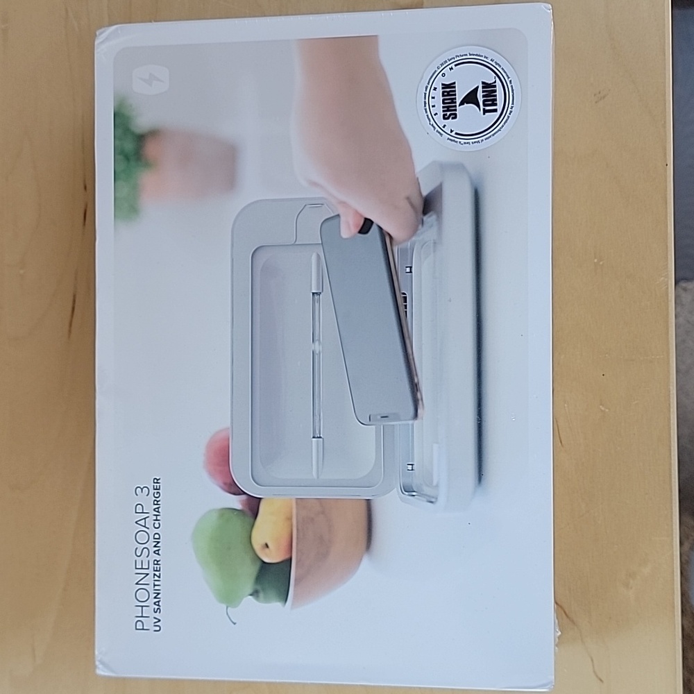 Phonesoap 3 UV Sanitizer and Charger